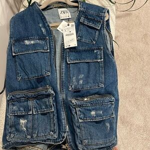 Zara Cargo Vest NWT Size L